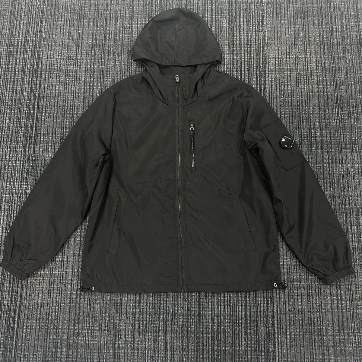 CP Company Goggle Black Hooded Jacket — product photo on Sugargoo Spreadsheet
