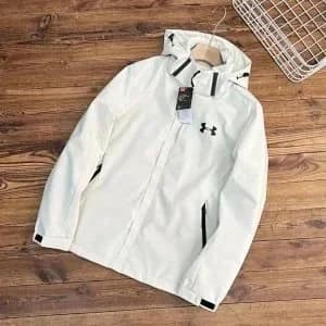 Under Armour White Hooded Jacket — product photo on Sugargoo Spreadsheet