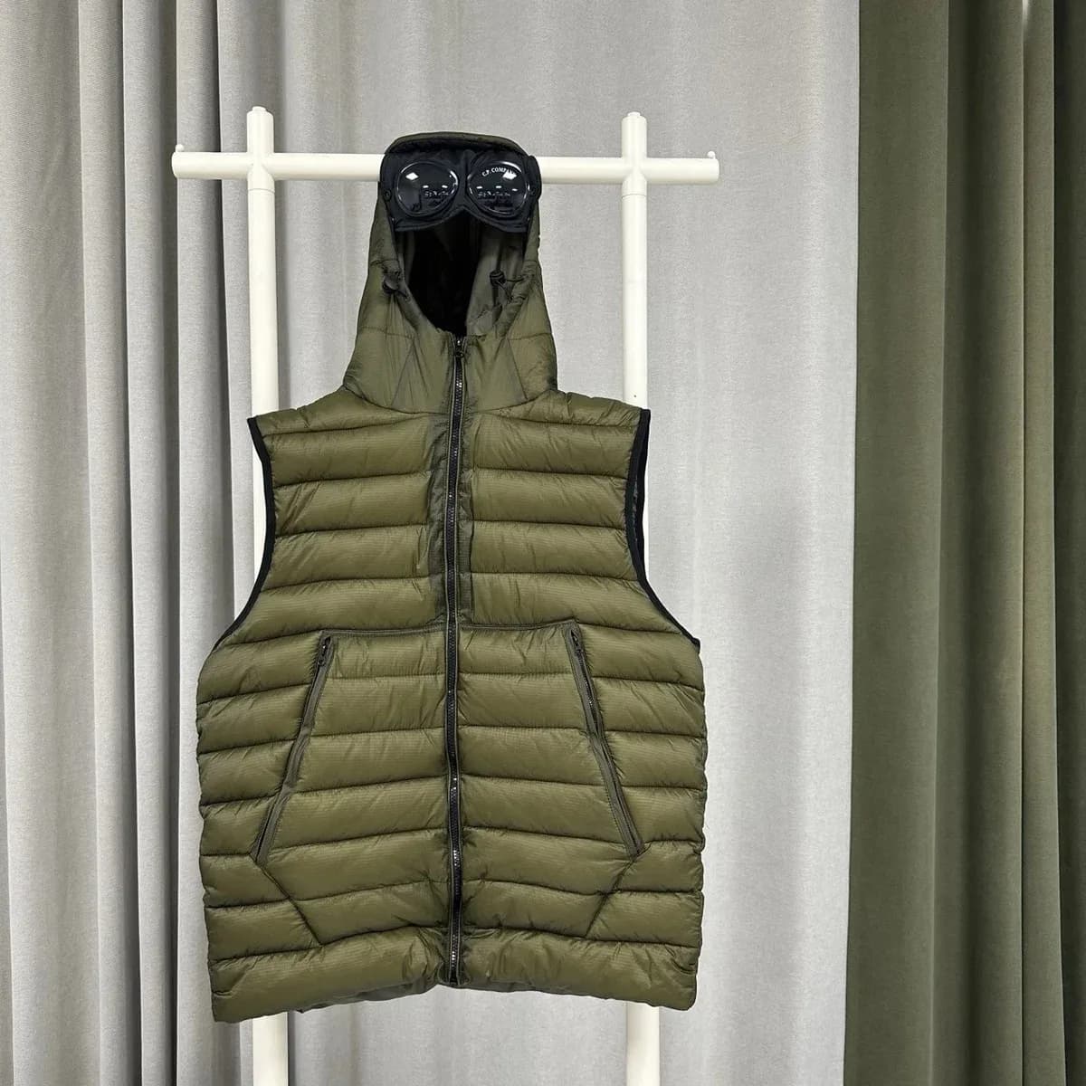 CP Company Goggle Hooded Puffer Vest Olive — product photo on Sugargoo Spreadsheet