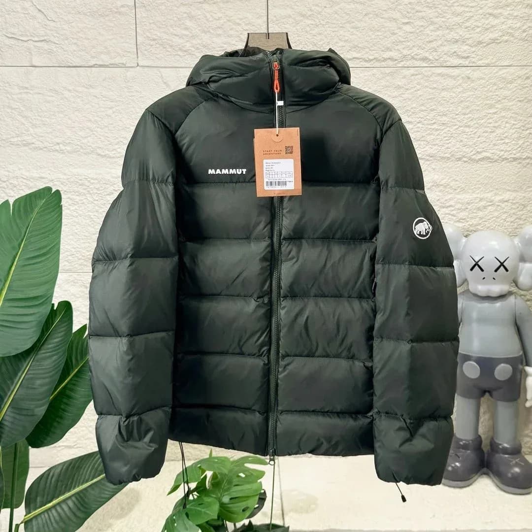 Mammut Green Puffer Parka — product photo on Sugargoo Spreadsheet