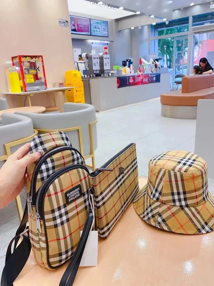 Burberry TB Monogram Vintage Check Bucket Hat & Crossbody Bag Set — product photo on Sugargoo Spreadsheet