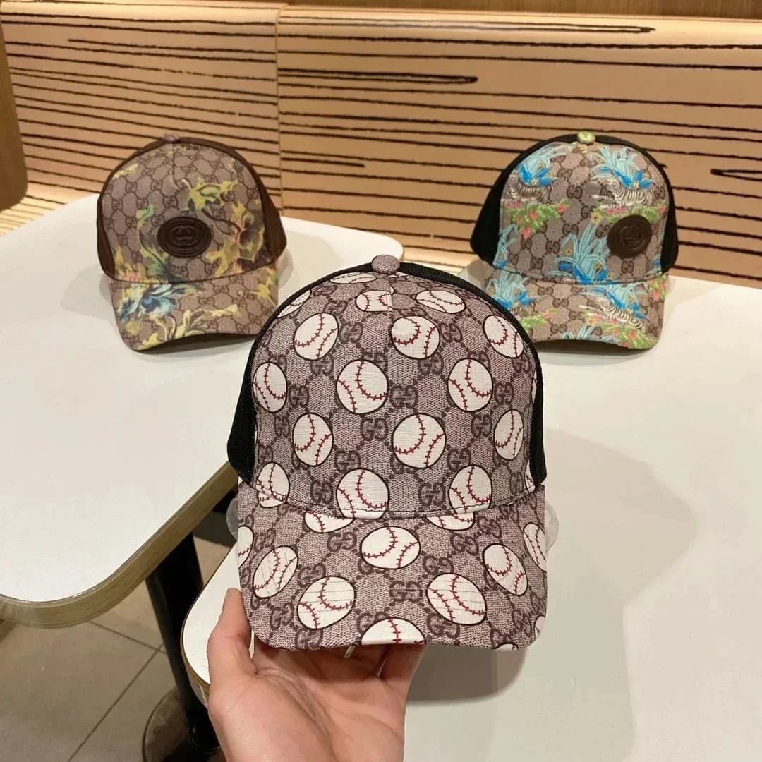 Gucci Baseball Cap GG Monogram Beige — product photo on Sugargoo Spreadsheet
