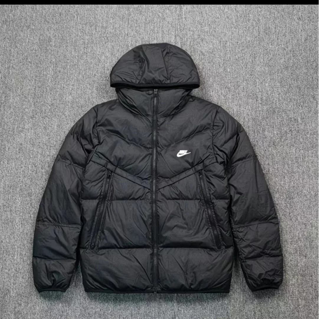 Nike Black Windrunner Parka — product photo on Sugargoo Spreadsheet