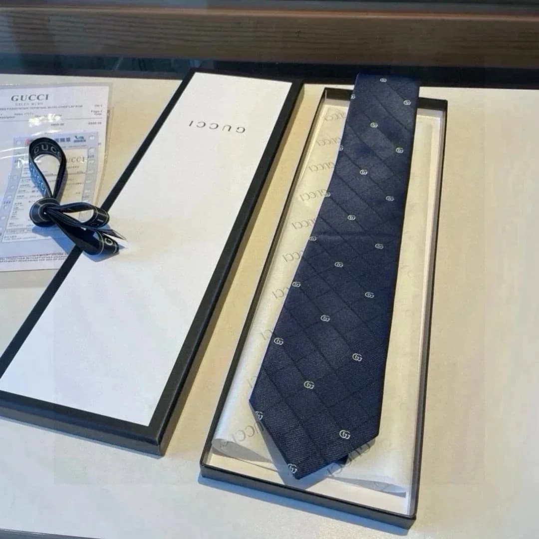 Gucci Navy GG Logo Tie — product photo on Sugargoo Spreadsheet