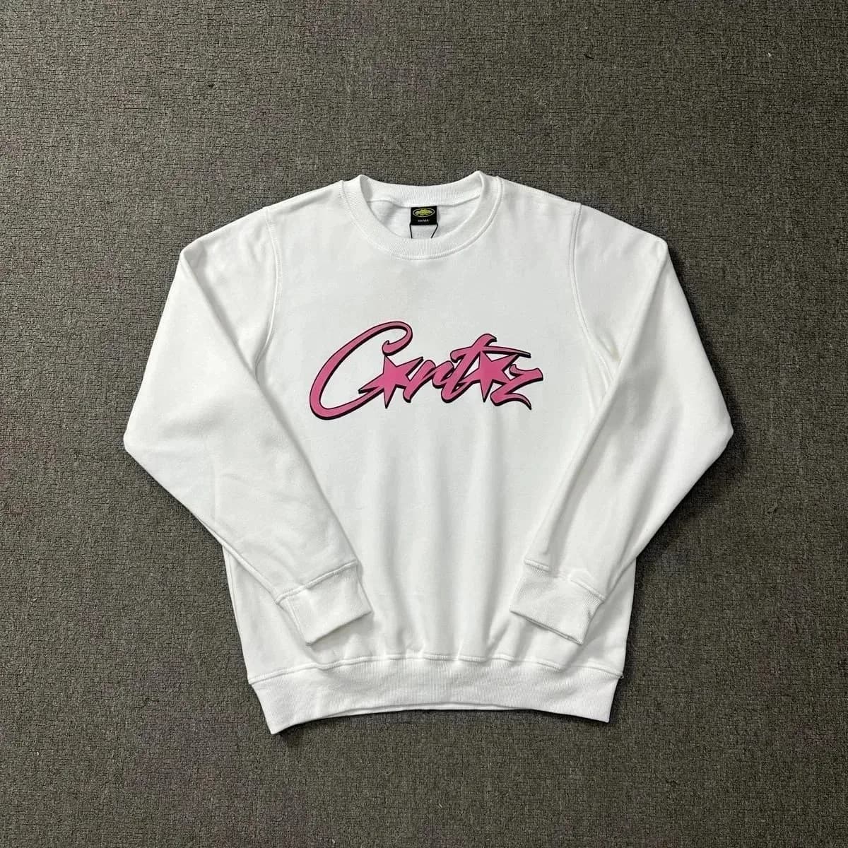 Corteiz White 'Curtis' Graphic Sweatshirt — QC product photo on Sugargoo Spreadsheet