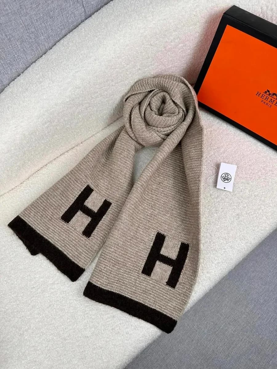 Hermès H Logo Beige & Black Scarf — product photo on Sugargoo Spreadsheet