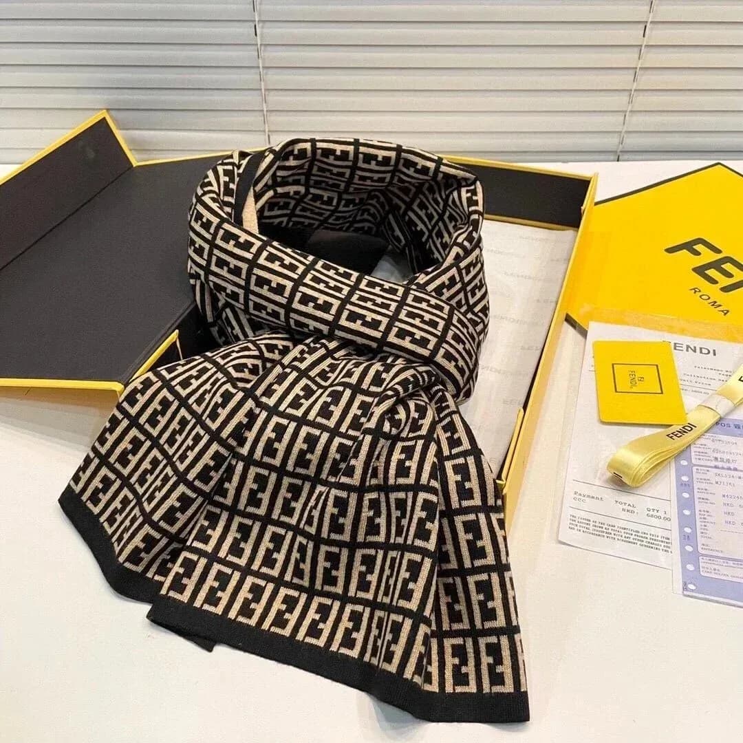 Fendi FF Logo Knit Scarf Black & Beige — product photo on Sugargoo Spreadsheet