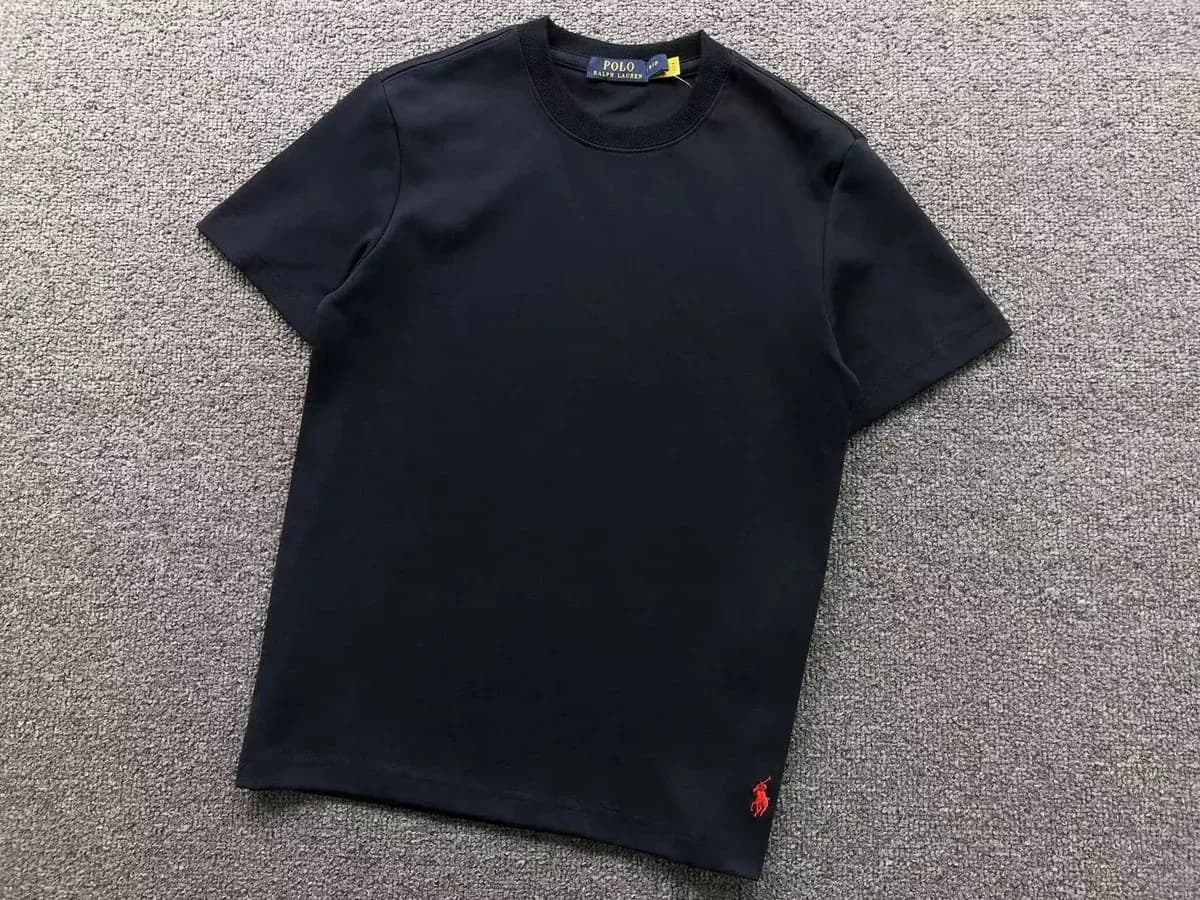 Polo Ralph Lauren Black T-Shirt with Red Pony Logo — product photo on Sugargoo Spreadsheet