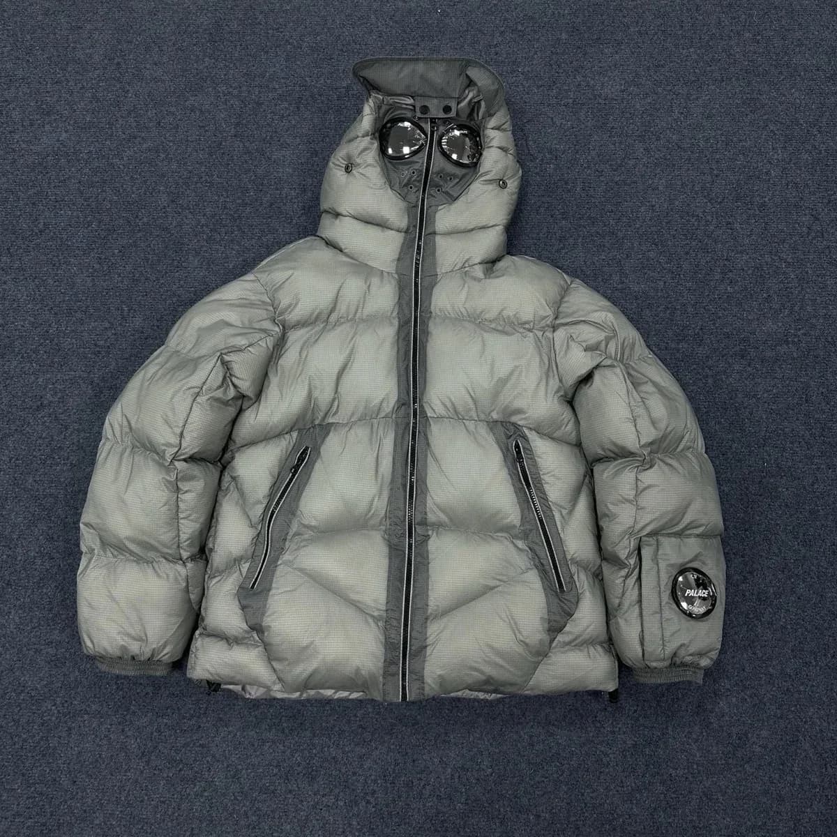 Palace Bear Grey Puffer Jacket with Goggle Hood — product photo on Sugargoo Spreadsheet