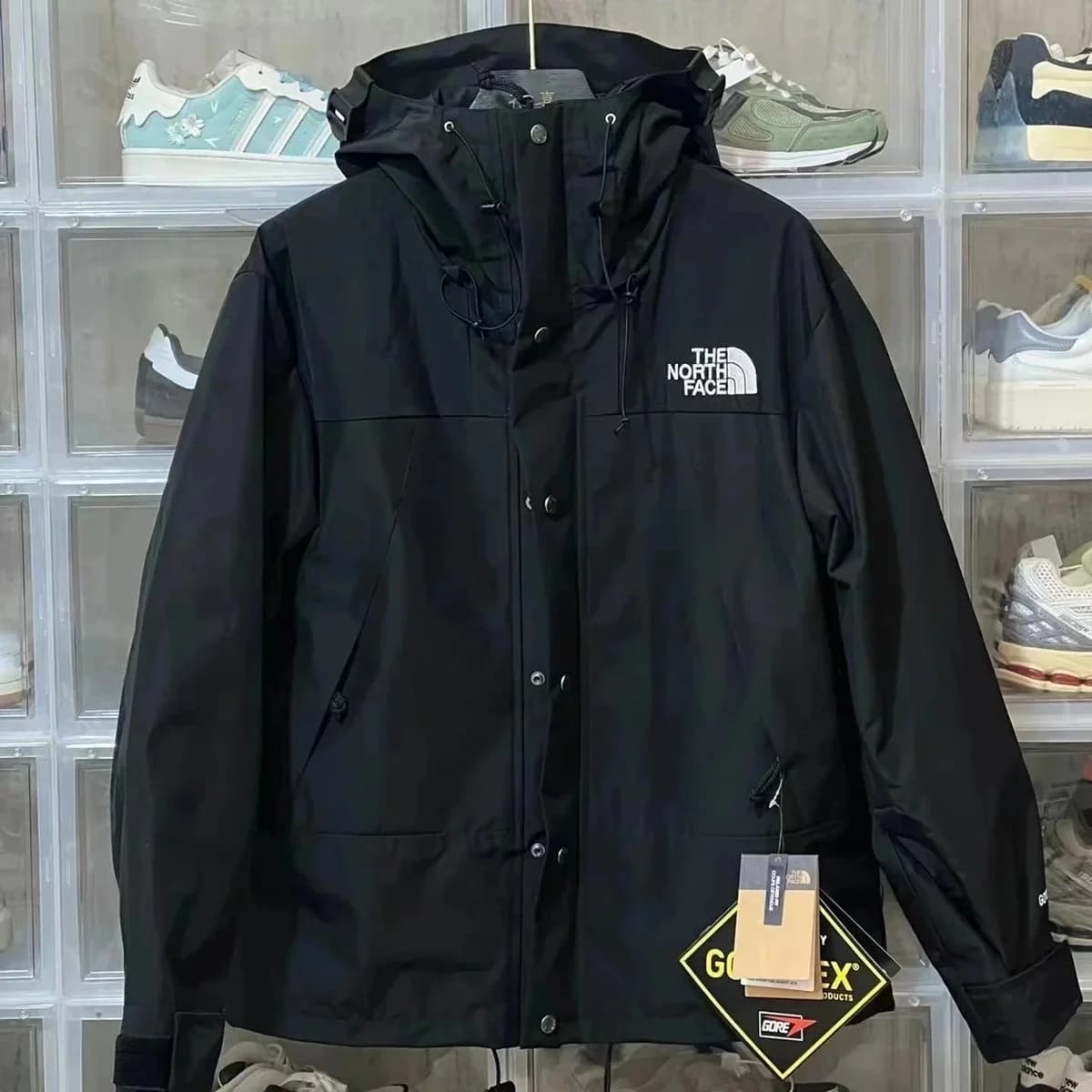 The North Face Nuptse Black Mountain Jacket — product photo on Sugargoo Spreadsheet