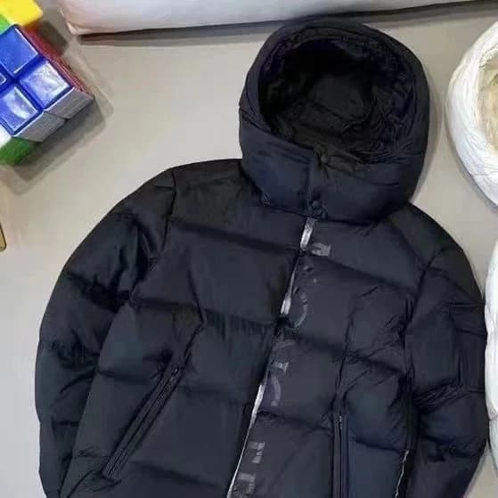 The North Face Black Puffer Jacket with Hood — product photo on Sugargoo Spreadsheet