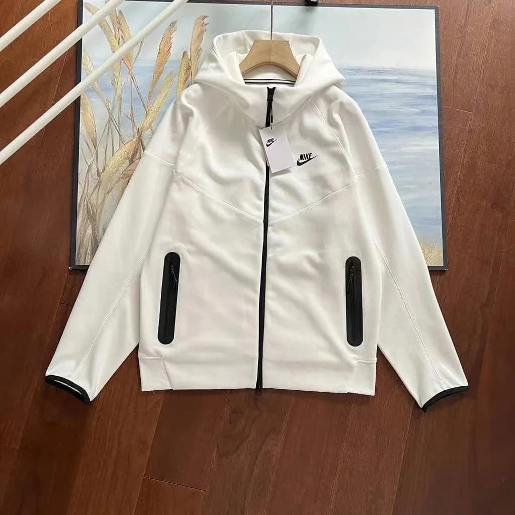 Nike Tech Fleece White Hooded Jacket — QC product photo on Sugargoo Spreadsheet