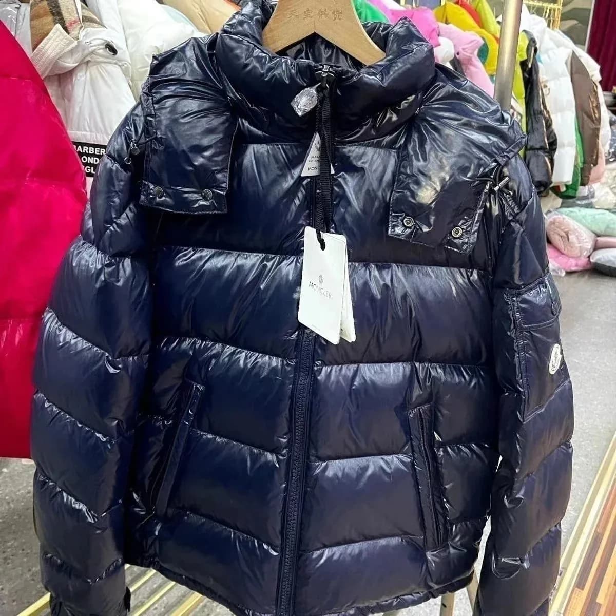 Moncler Navy Puffer Jacket — product photo on Sugargoo Spreadsheet