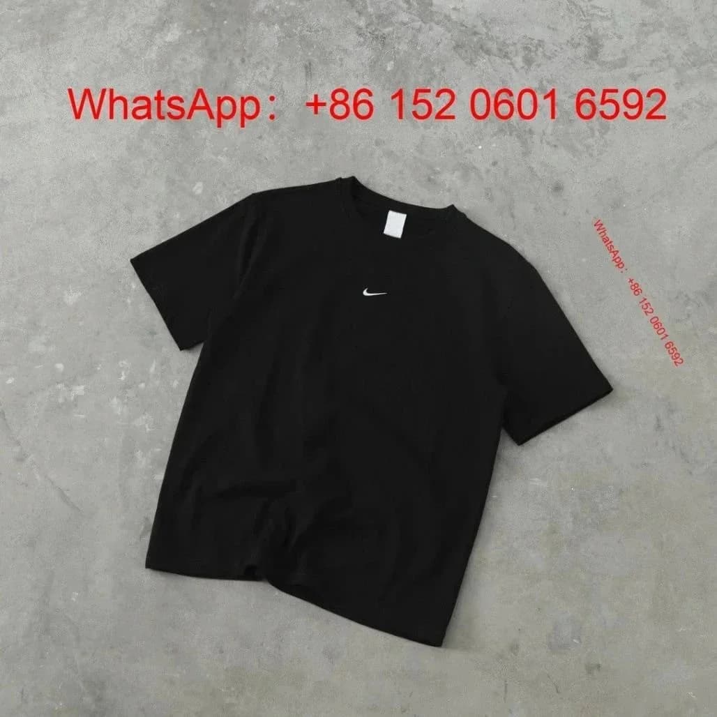 Nike Black Essential T-Shirt — product photo on Sugargoo Spreadsheet