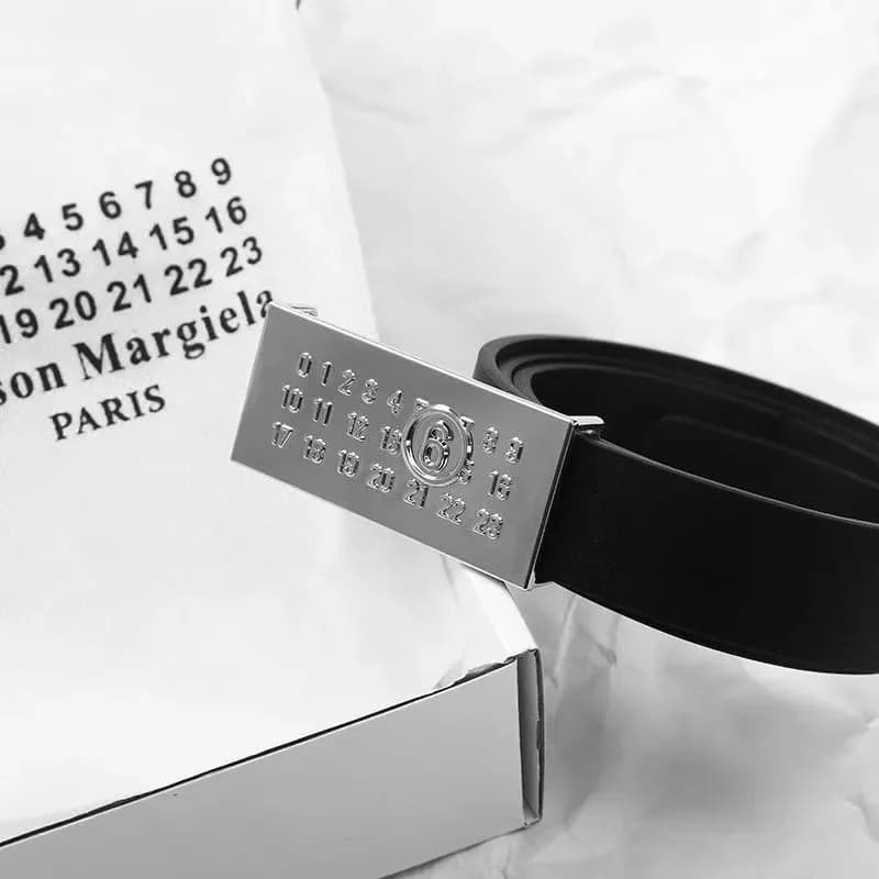 Maison Margiela Black Leather Belt — product photo on Sugargoo Spreadsheet