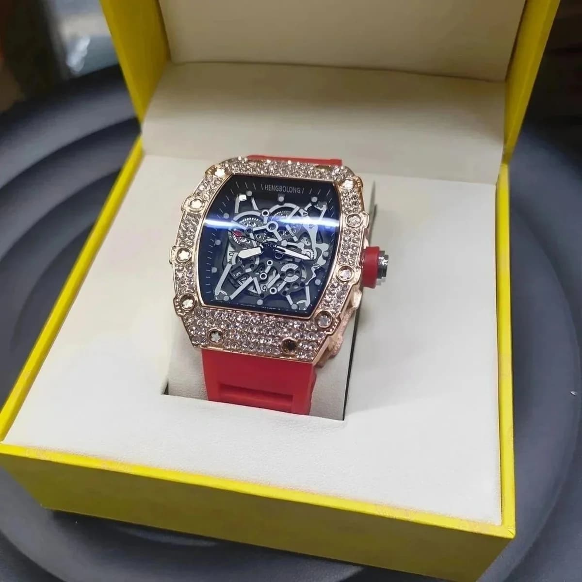Unisex Diamond-Encrusted Watch with Red Strap — product photo on Sugargoo Spreadsheet