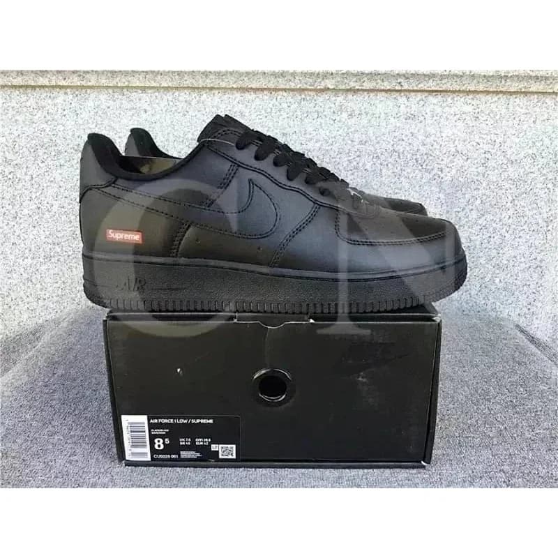 Nike Air Force 1 Supreme Triple Black Sneakers — QC product photo on Sugargoo Spreadsheet