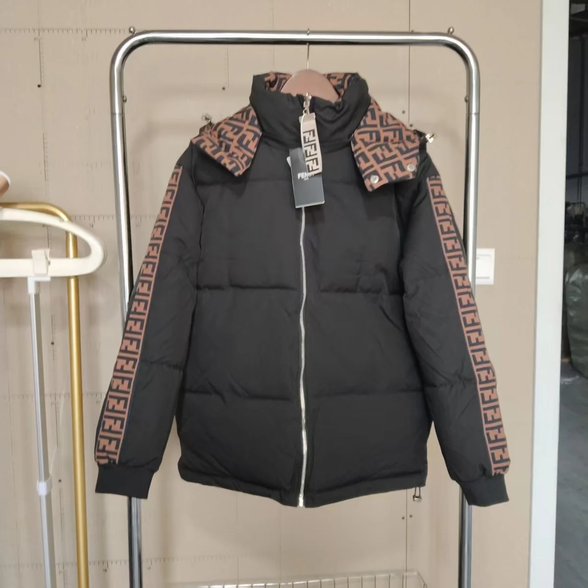 Fendi Baguette Black FF Logo Puffer Jacket — product photo on Sugargoo Spreadsheet