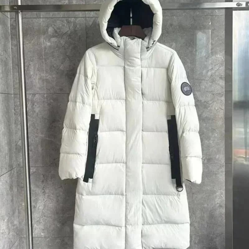 Canada Goose Chilliwack Long White Coat with Grey Sleeve Patches — product photo on Sugargoo Spreadsheet