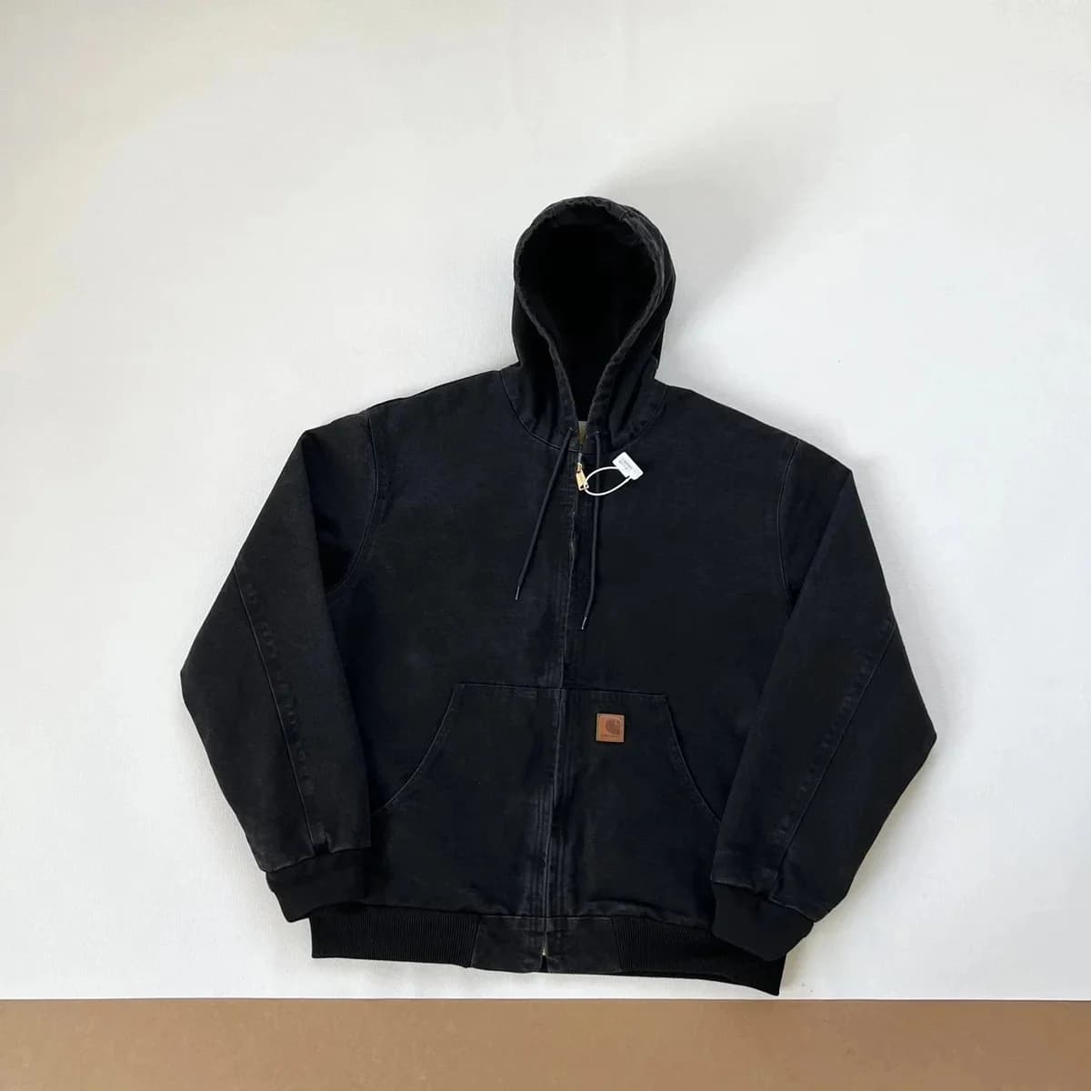 Carhartt Detroit Black Hooded Jacket — product photo on Sugargoo Spreadsheet