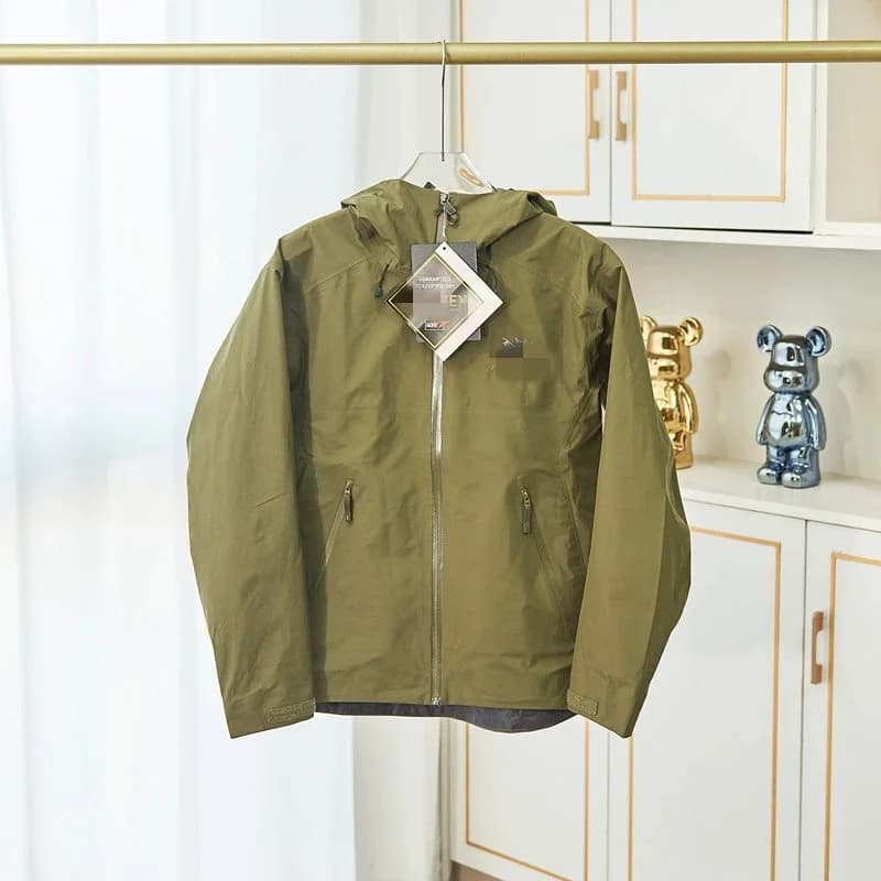 Arc'teryx Arcteryx Gamma Parka Military Green — product photo on Sugargoo Spreadsheet