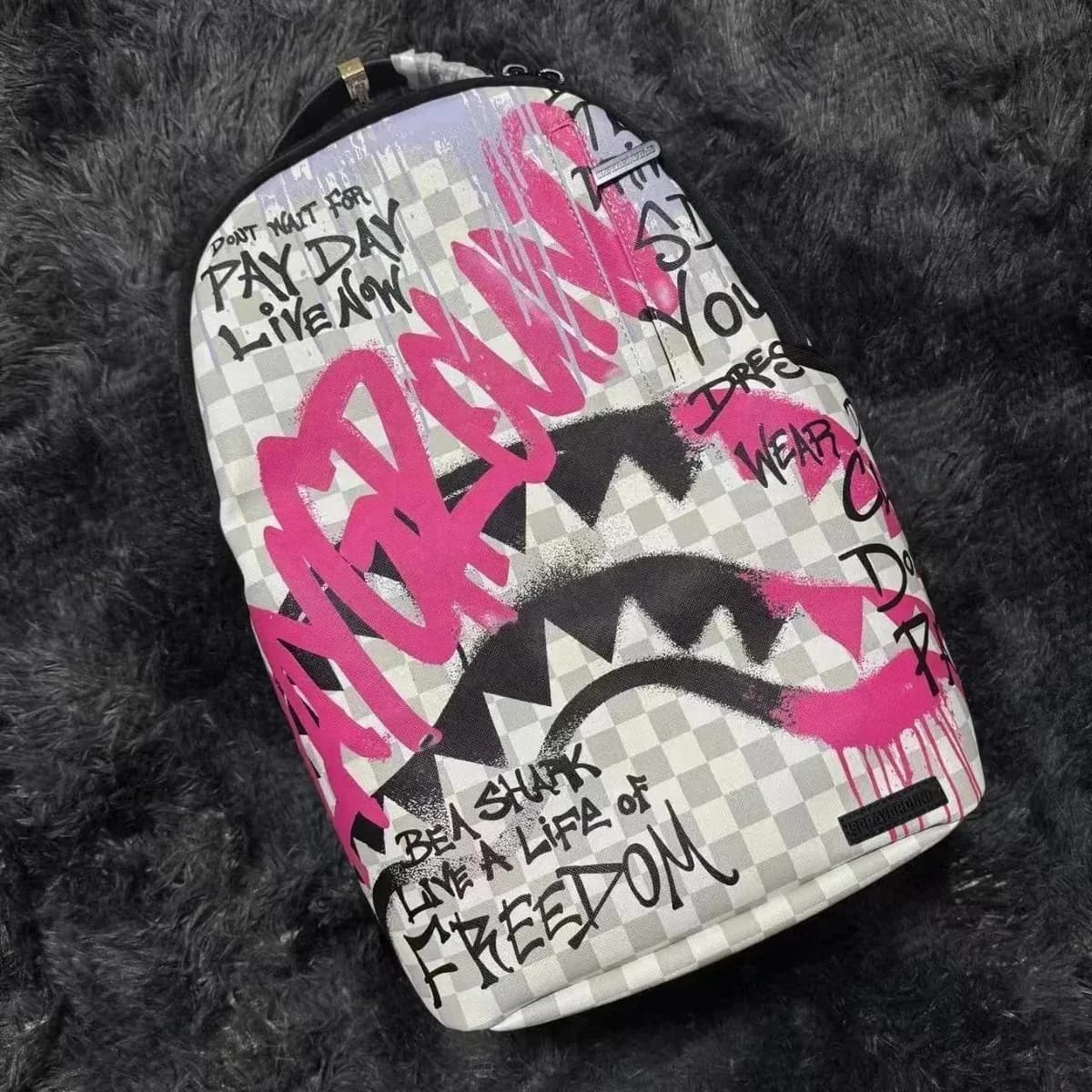 Sprayground Checkerboard Shark Backpack White/Pink — product photo on Sugargoo Spreadsheet