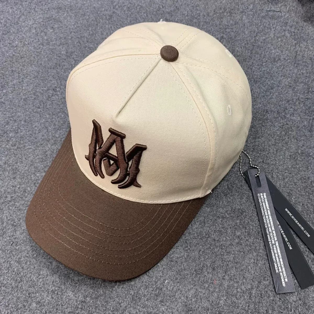 Unisex Beige & Brown Embroidered Snapback Hat — product photo on Sugargoo Spreadsheet