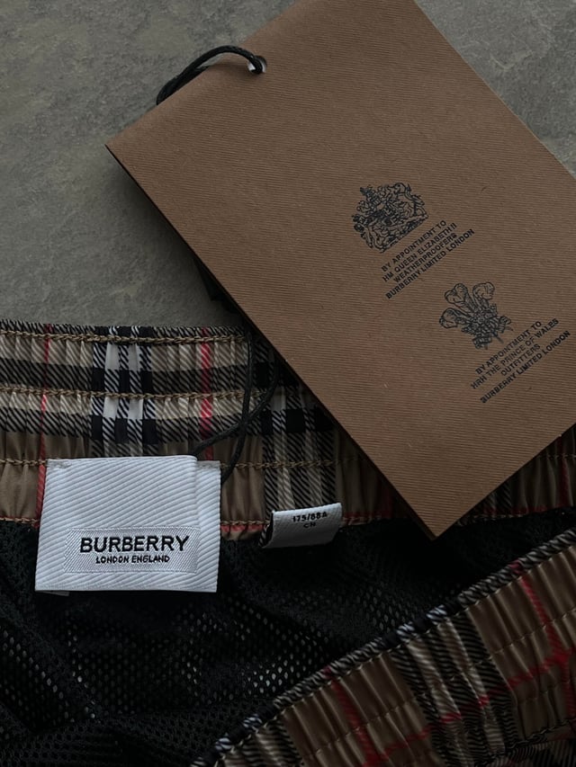 Arrival photo 13 of 3.2 kg Sugargoo buyer share to Italy — 16 days, Burberry, Chrome Hearts & RL67 lanes — Sugargoo Spreadsheet